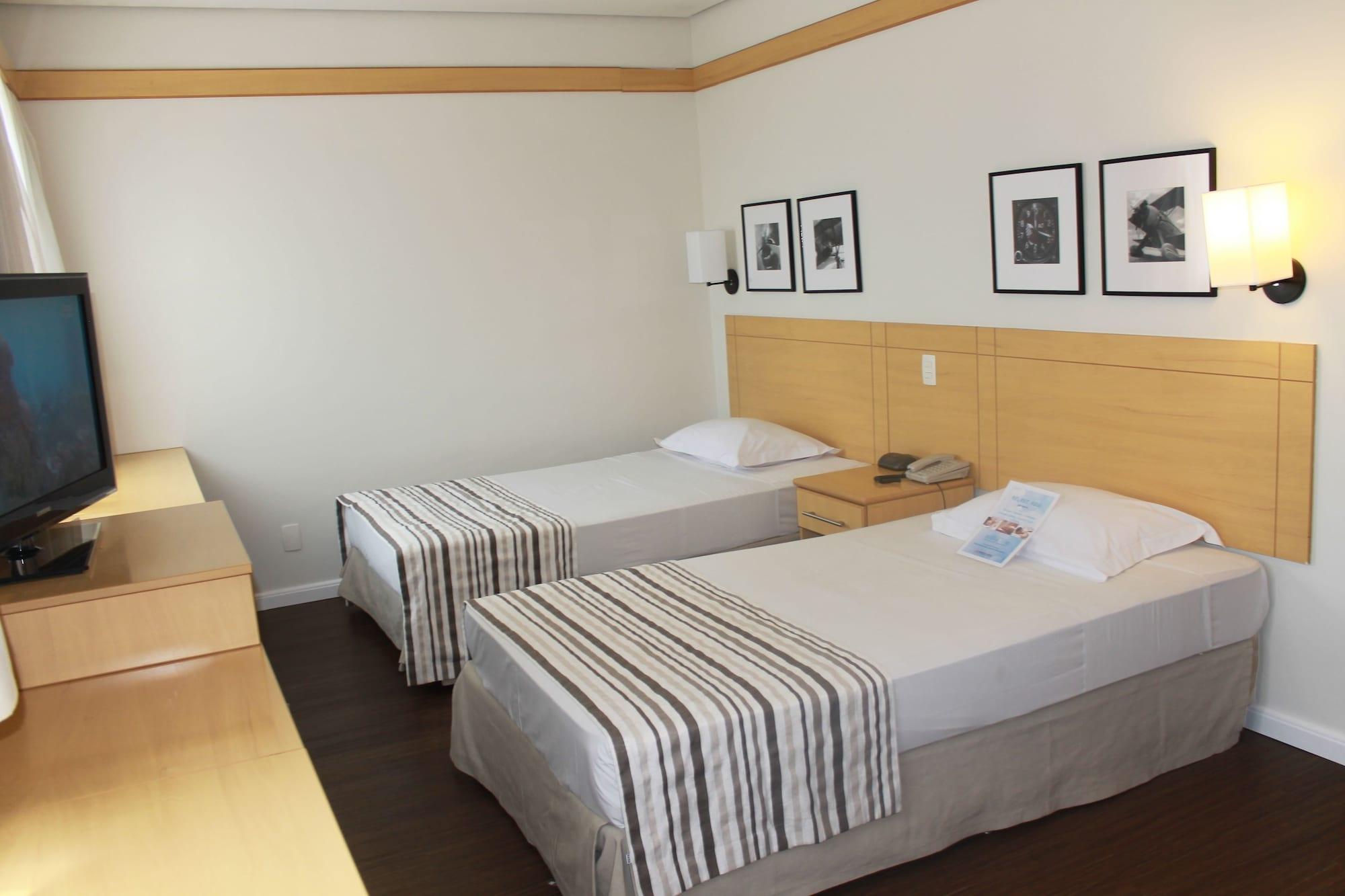 Monreale International Airport 酒店 4*